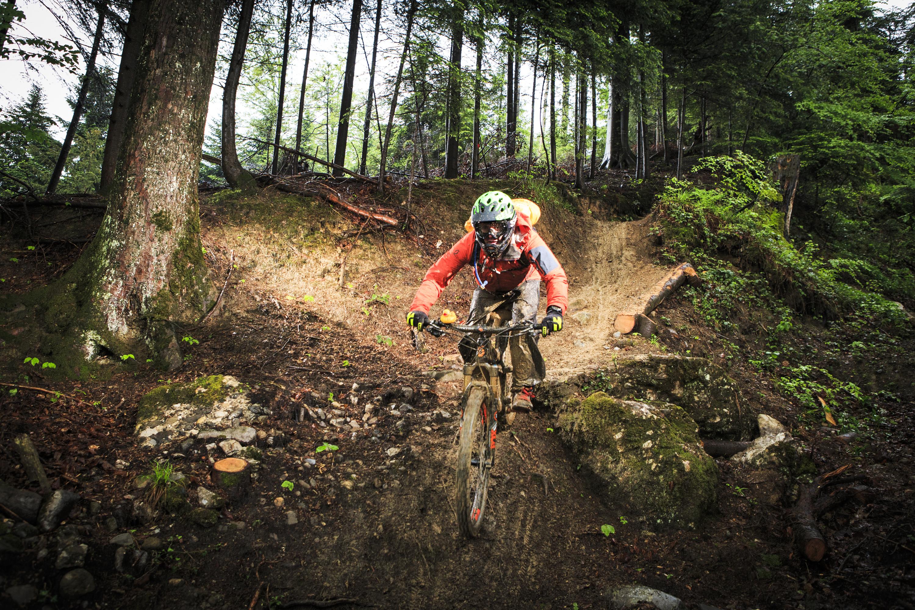 Velofahrer beim ZugerbergTrail