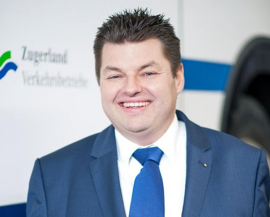 Philipp Hofmann Portrait mit Mitglied der ZVB Geschäftsleitung