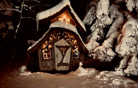 Holzhütte auf dem Lichterweg